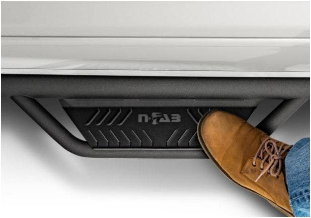 N-Fab Hpc1473qc-Tx Podium Step   Nerf Bar Podium; Diameter (In) - 3 Inch, Type -