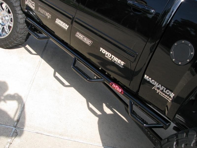 N-Fab F17105cc-6-Tx Wheel To Wheel Nerf Step Bar W/Bed Access   Nerf Bar - Truck