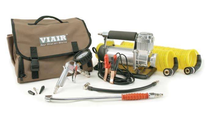 Viair 40047 400P-Rv Automatic Portable Compressor Kit   400P-Rv Automatic
