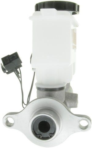 Brake Master Cylinder P/N:M390224 Brake Master Cylinder P/N: