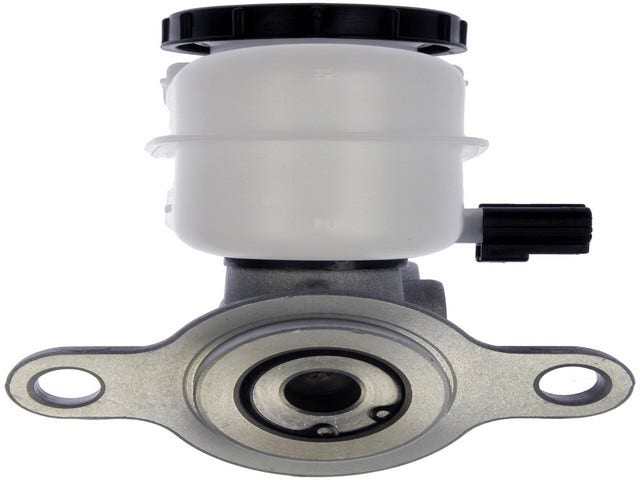 Brake Master Cylinder P/N:M390525 Brake Master Cylinder P/N: