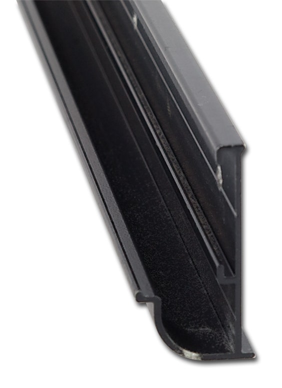 Gtr Rail Blk 16' Ea Gtr Rail Blk 16  Ea