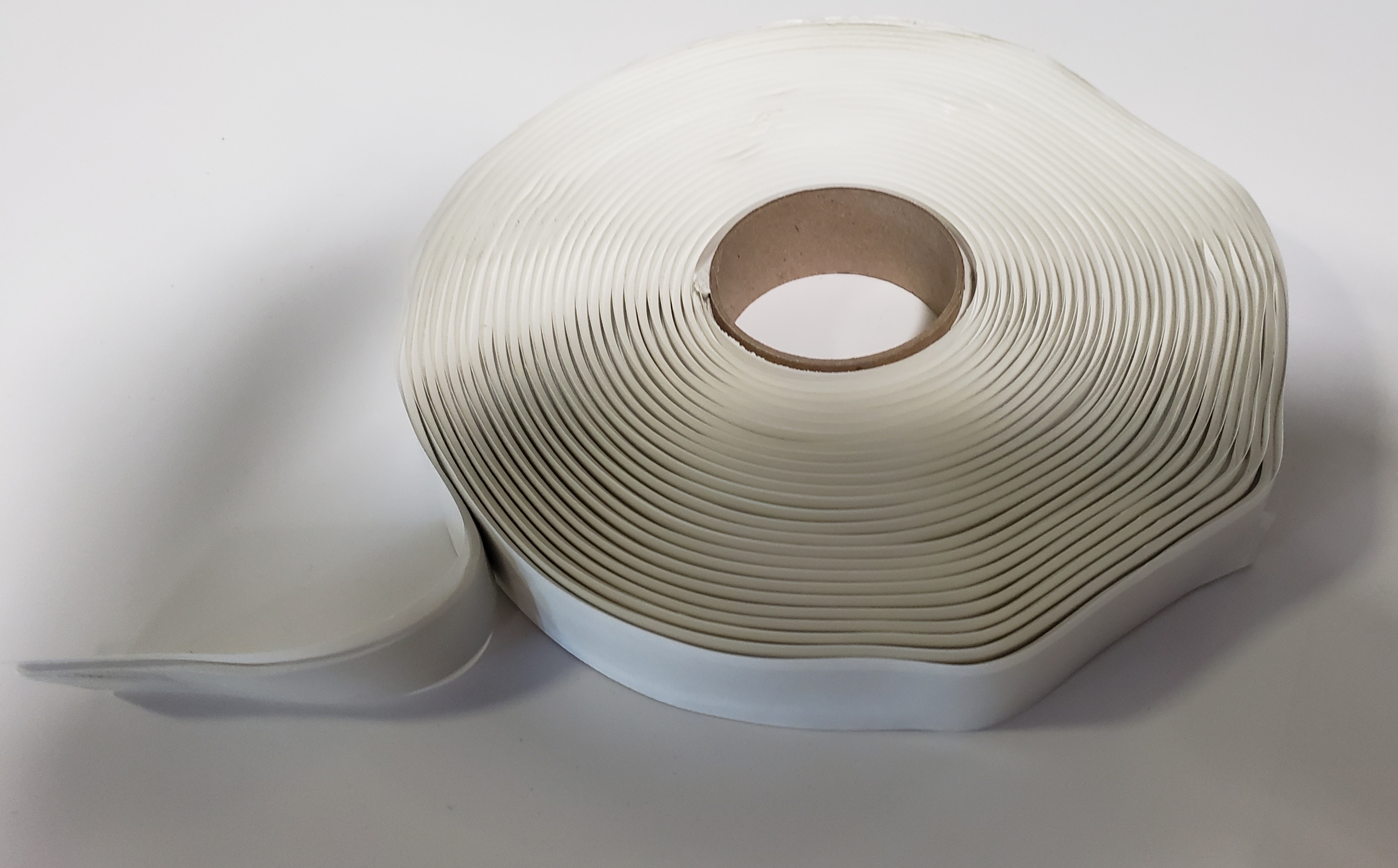 Heng's (5131 1/8" X 3/4" X 30' Butyl Sealant   Roof Repair Tape; Length - 30