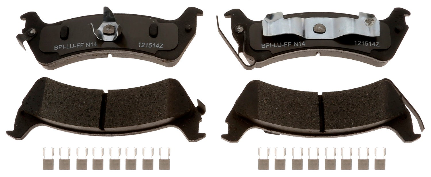 Raybestos Brakes Disc Brake Pad Set P/N:Mgd666ch Raybestos  Brake Pad