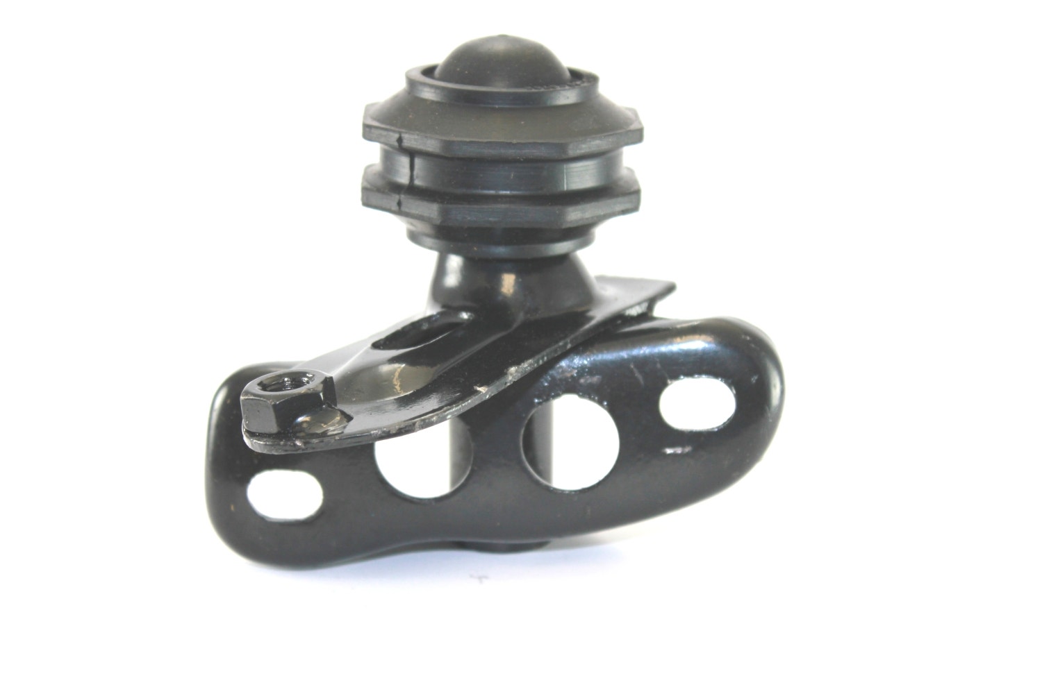 Dea A6410 Front Right Engine Mount Dea  Front Right Engine Mount