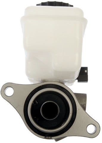 Brake Master Cylinder P/N:M630462 Brake Master Cylinder P/N:
