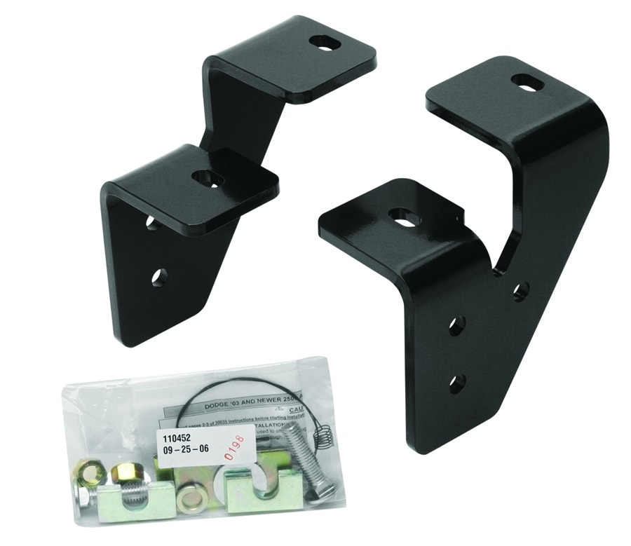 Reese 58186 Custom Bracket Kit For Universal Fifth Wheel Rail Kit   Fifth Wheel