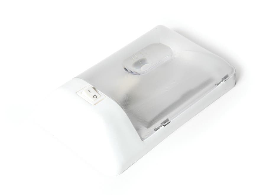 Camco 41330 12V Replacement Single Dome Light   Dome Light; Quantity - Single,