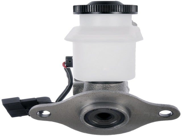 Brake Master Cylinder P/N:M390039 Brake Master Cylinder P/N: