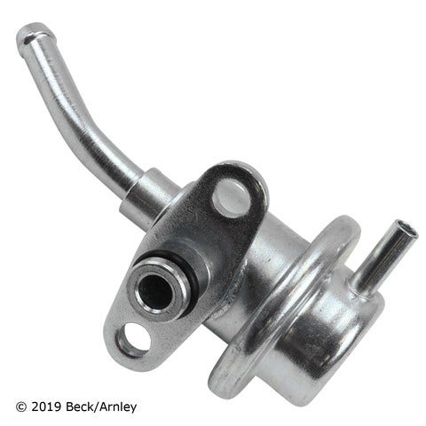 Beck/Arnley Fuel Injection Pressure Regulator P/N:158-0726  Fuel Injection