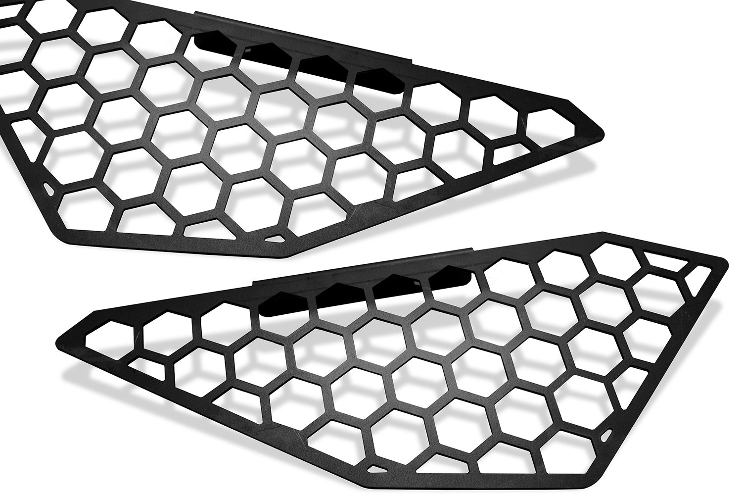 Fab Fours M3150-1 Vengeance Side Light Mesh Insert Cover Fits 15-20 Colorado