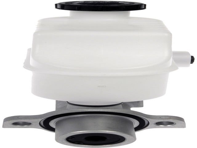 Brake Master Cylinder P/N:M630752 Brake Master Cylinder P/N: