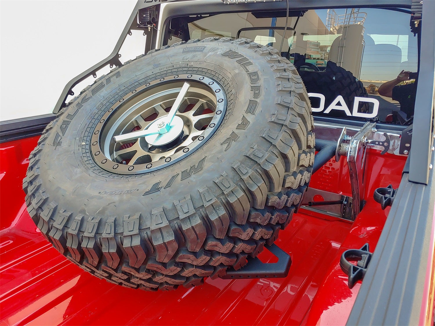 Dv8 Offroad Tcgl-01 Tire Carrier Fits 20-22 Gladiator   Tire Carrier Fits 20-22