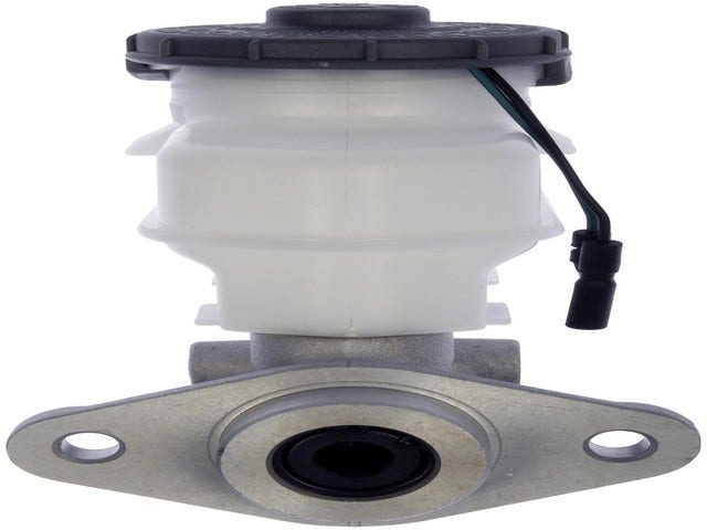 Brake Master Cylinder P/N:M390328 Brake Master Cylinder P/N: