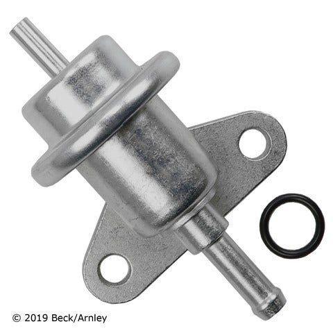 Beck/Arnley Fuel Injection Pressure Regulator P/N:158-0676  Fuel Injection