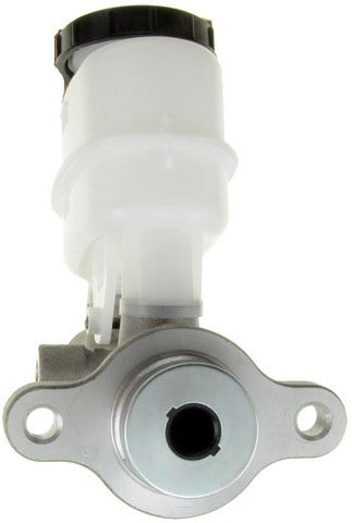 Brake Master Cylinder P/N:M630092 Brake Master Cylinder P/N: