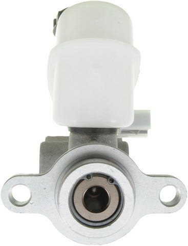 Brake Master Cylinder P/N:M390245 Brake Master Cylinder P/N: