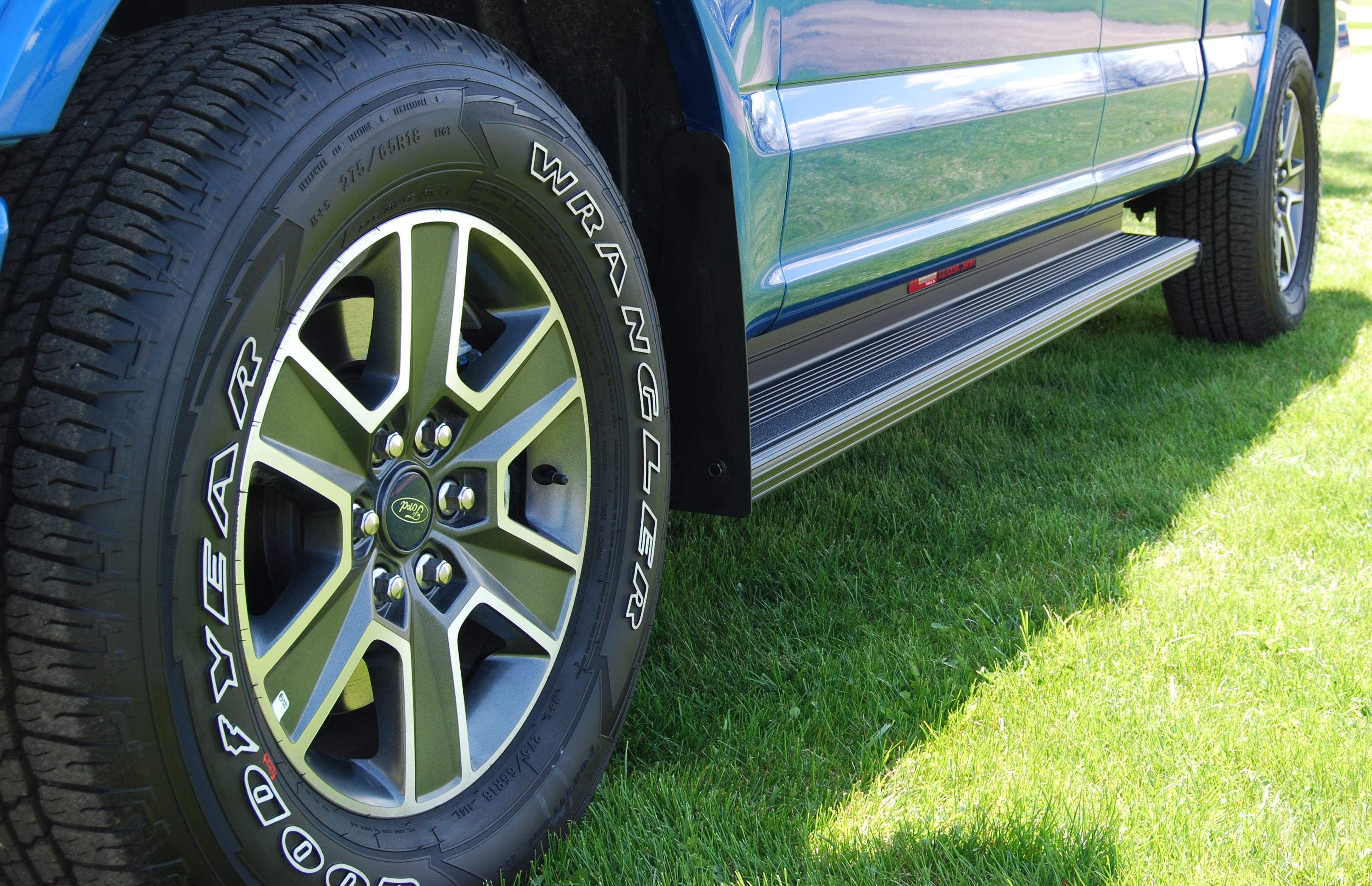 Owens Products Ocf7481acb-01 Running Board Owens Classic Pro Running Board