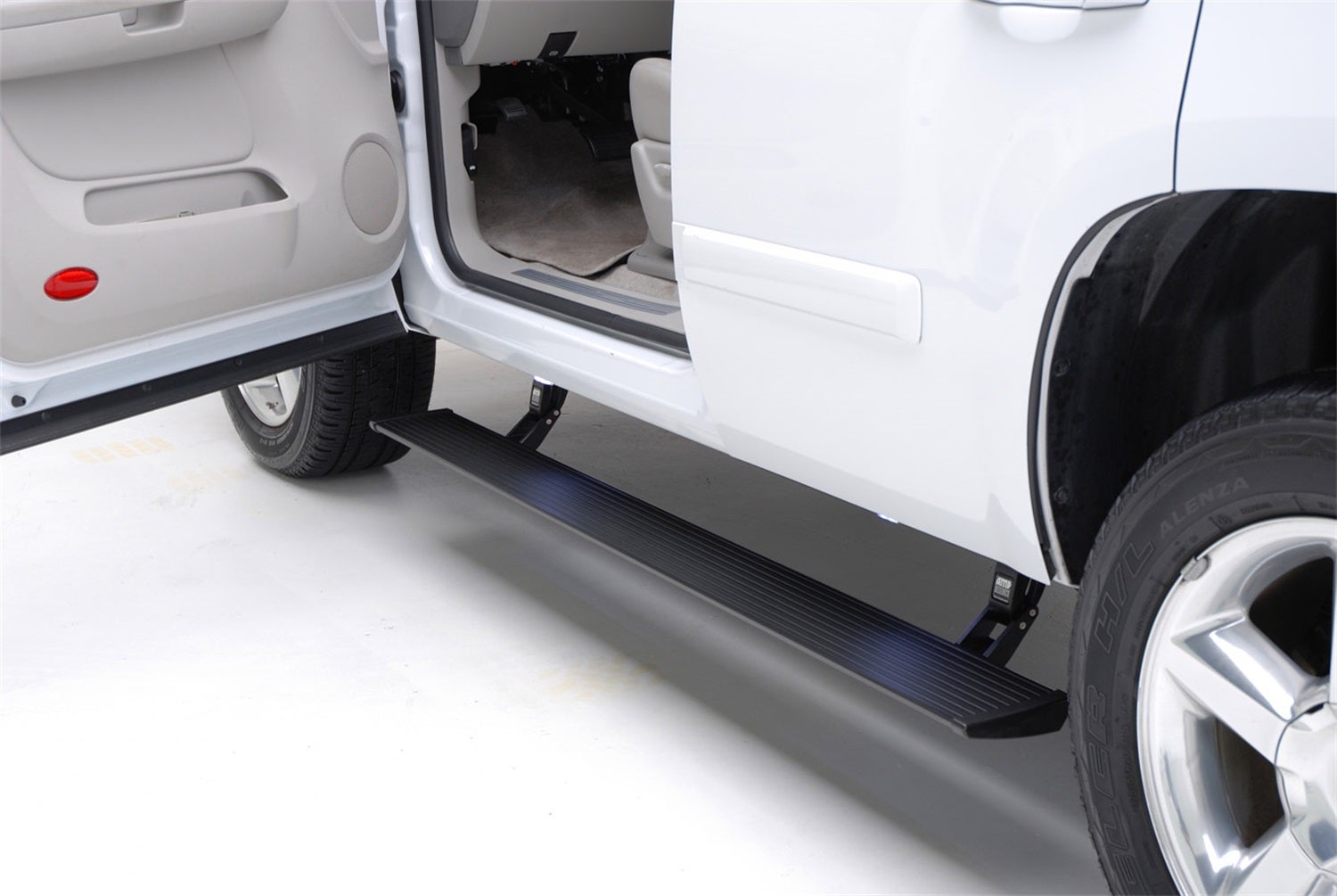 Amp Research 76336-01A Powerstep Fits 20 Expedition   Powerstep Fits 20