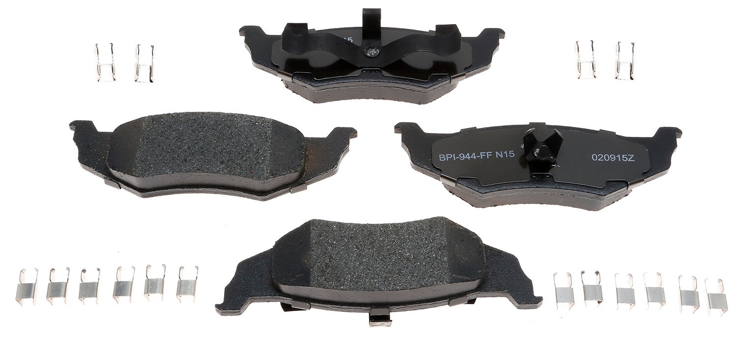 Raybestos Brakes Disc Brake Pad Set P/N:Mgd782mh  Disc Brake Pad Set P/N: